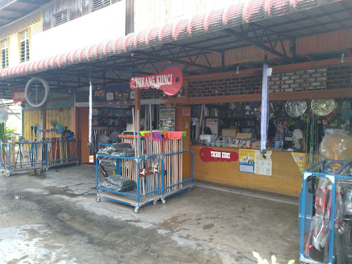 KONG KIAN TRADING (CABANG EMPAT) KONG KIAN TRADING (CABANG EMPAT)