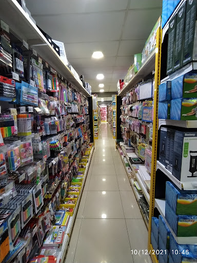 MR. DIY Jaya Gading MR. DIY Jaya Gading